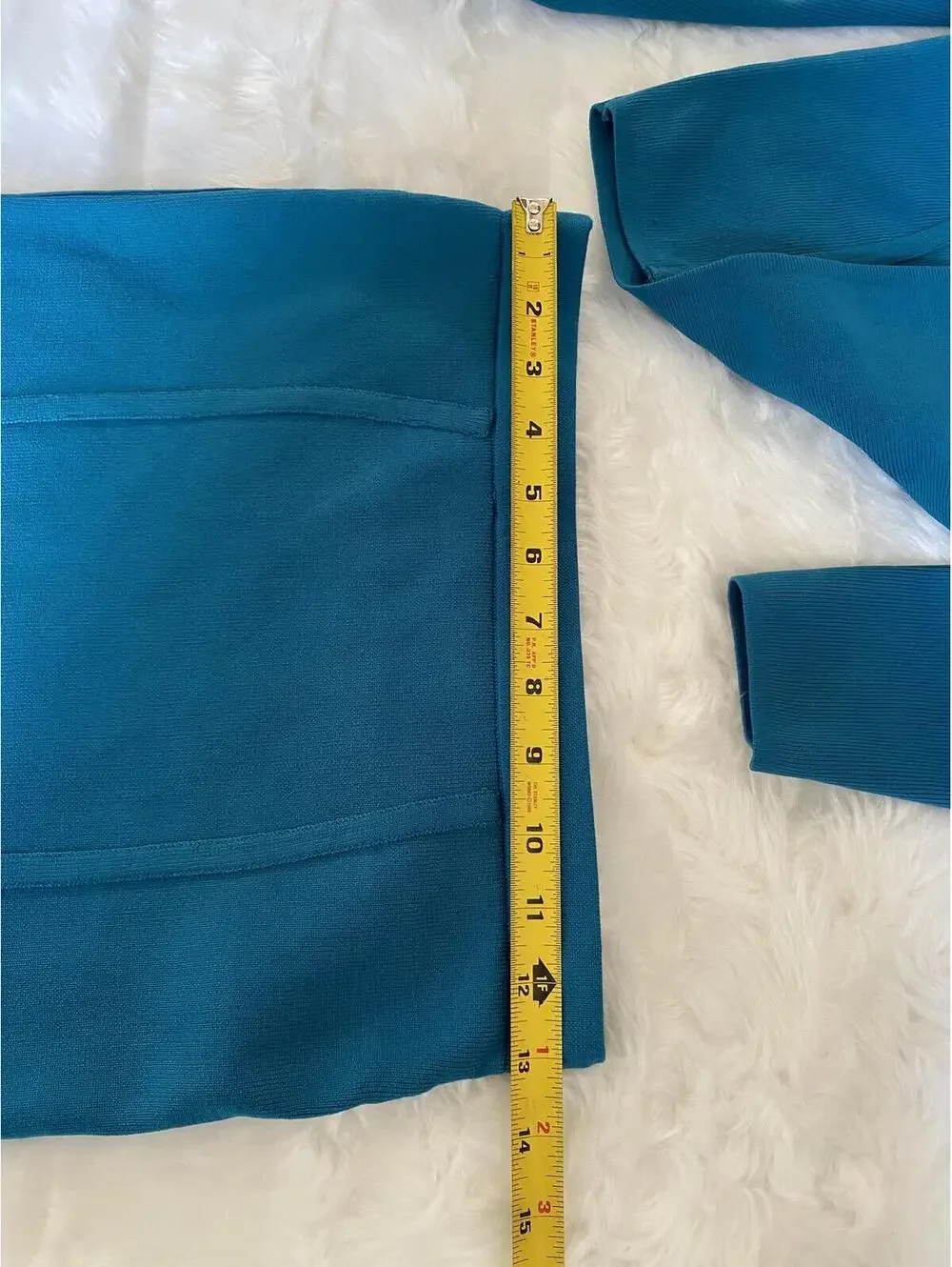 Sincerely Jules Teal Two-Piece Skirt and Crop Top Set Medium